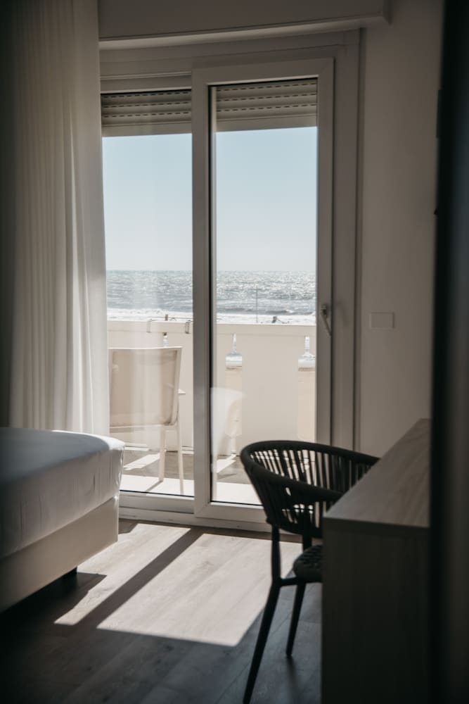 Classic Double Room, 1 Double Bed, Sea View