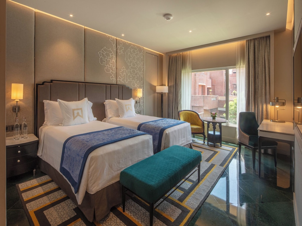 Royal Room, 1 Twin Bed - Photo 1