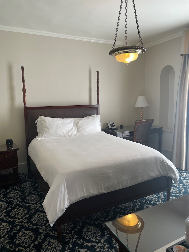 Premium Room, 1 Queen Bed - Photo 2