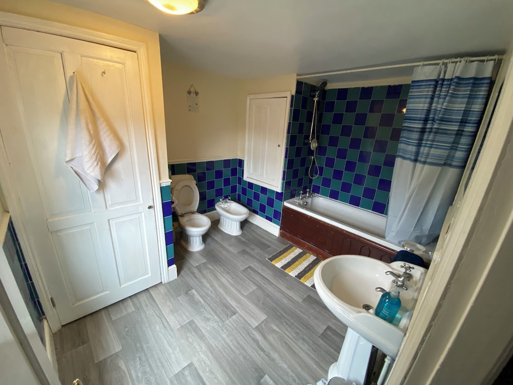 Shared Dormitory, 1 Bedroom, Terrace, City View