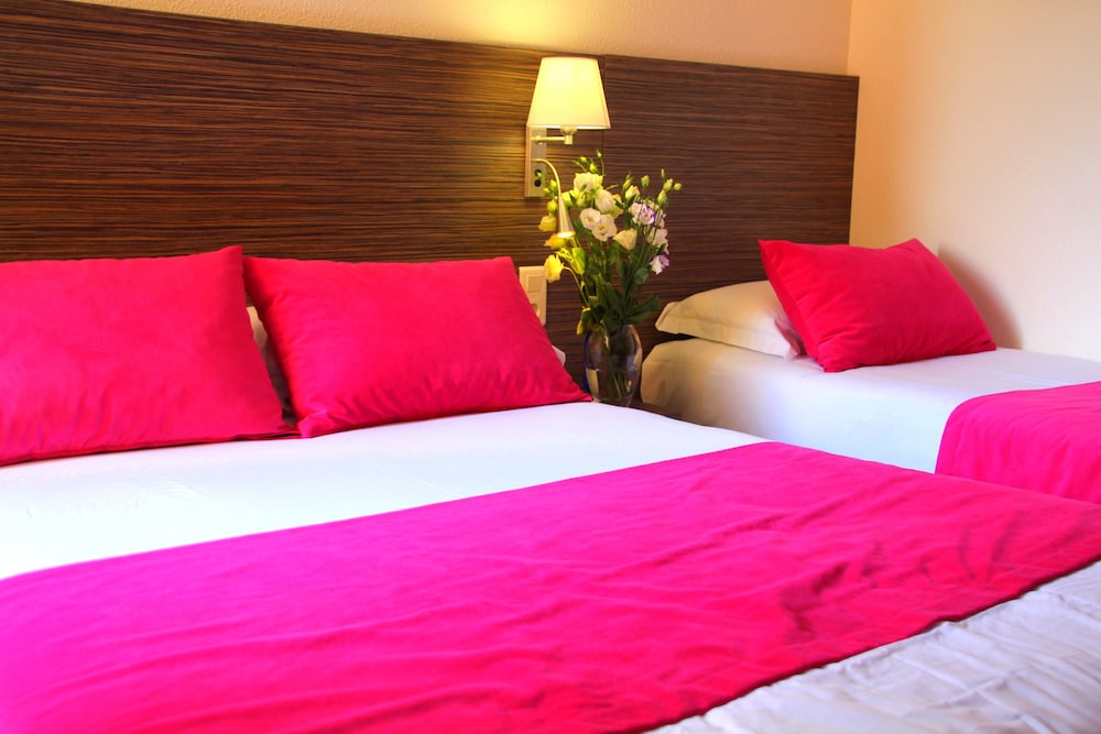 Triple Room - Photo 14