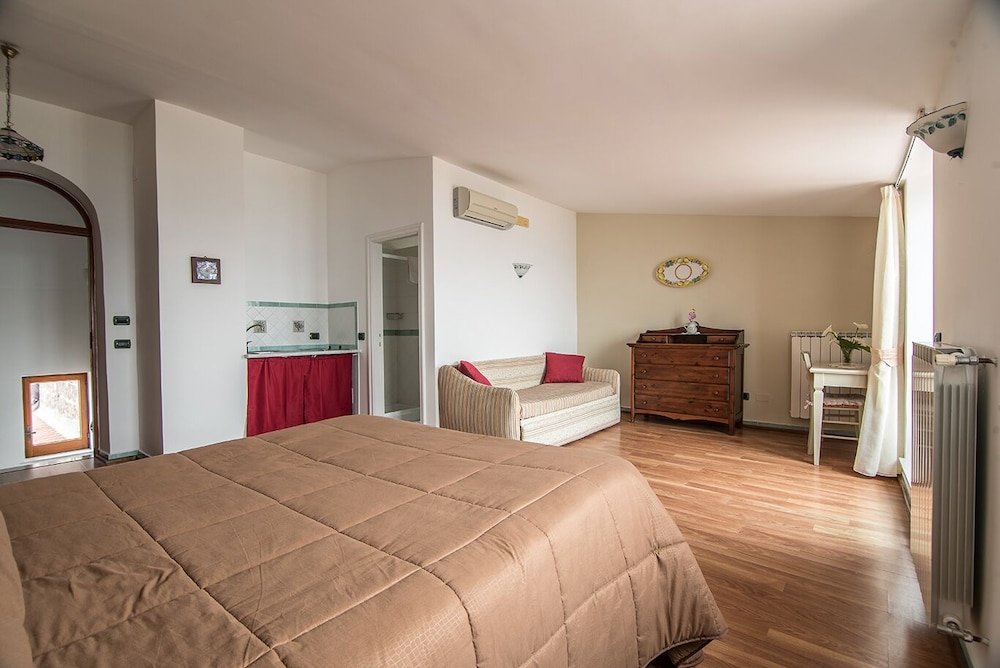 Double Room (Capri) photo 1