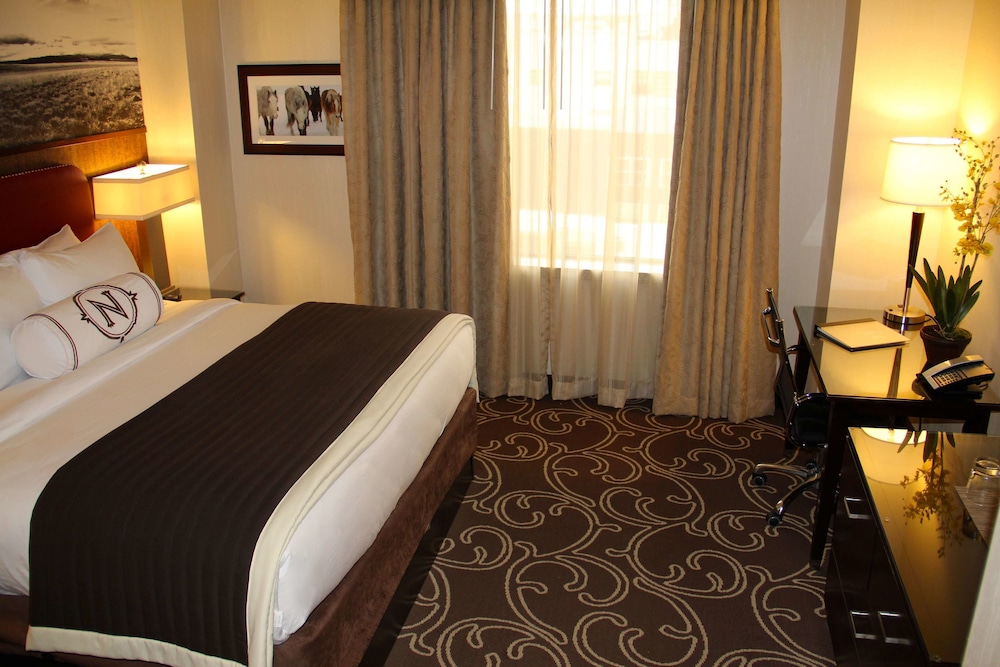 Classic Room, 1 King Bed - Photo 5