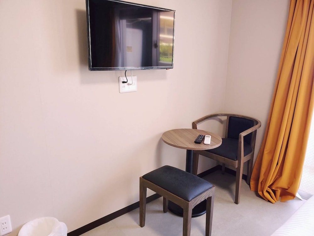 Basic Double Room - Photo 7