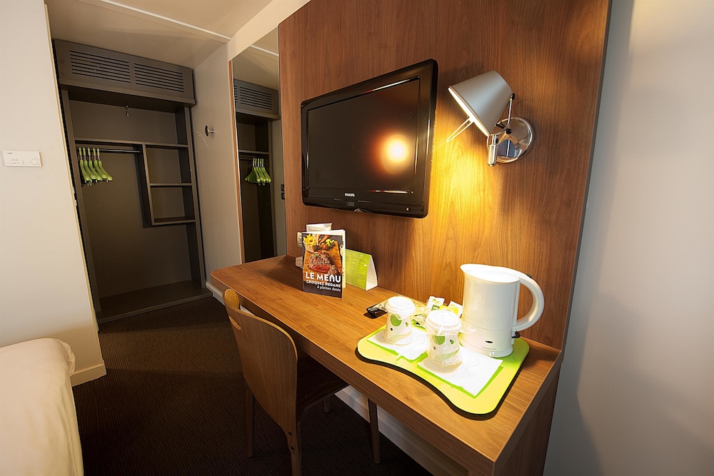 Standard Room, 1 Double Bed (Junior Bed up to 10 years) - Photo 6