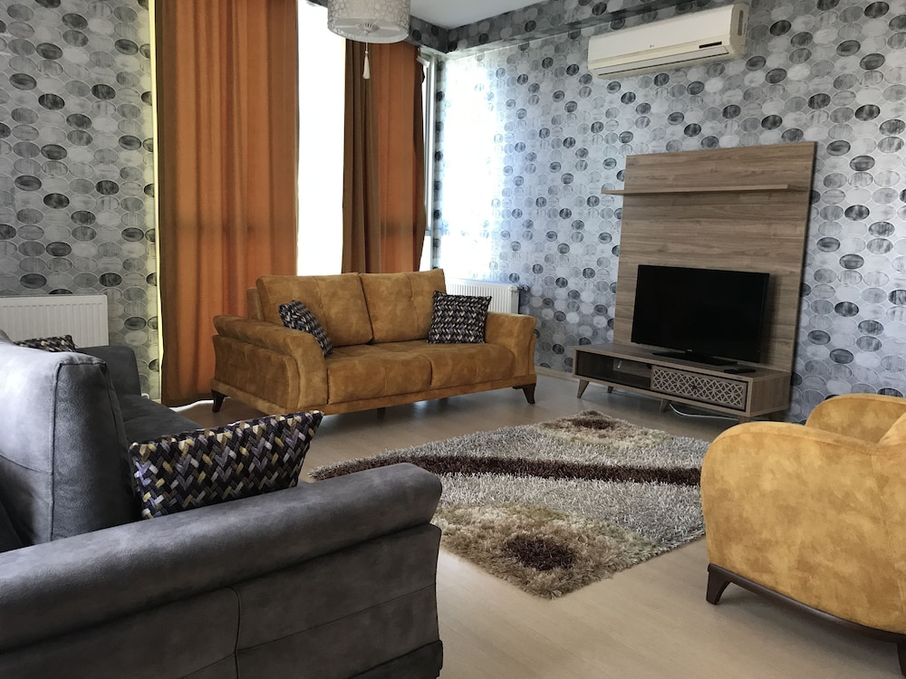Family Apartment, 2 Bedrooms photo 1