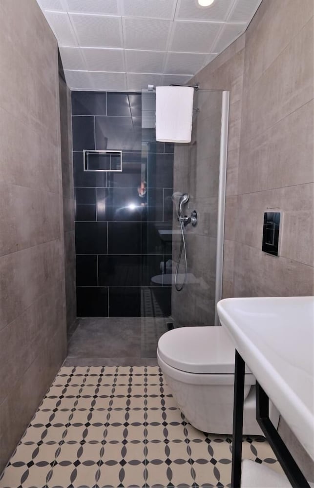 Standard Double or Twin Room photo 2