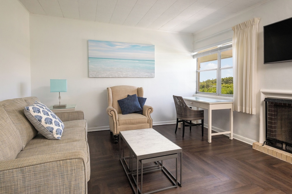 Suite, Ocean View (Two Bedroom King/Two Doubles Suite) photo 3
