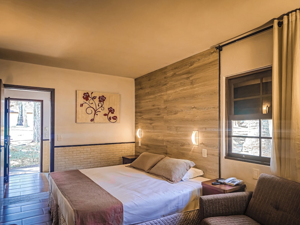Deluxe Chalet photo 3