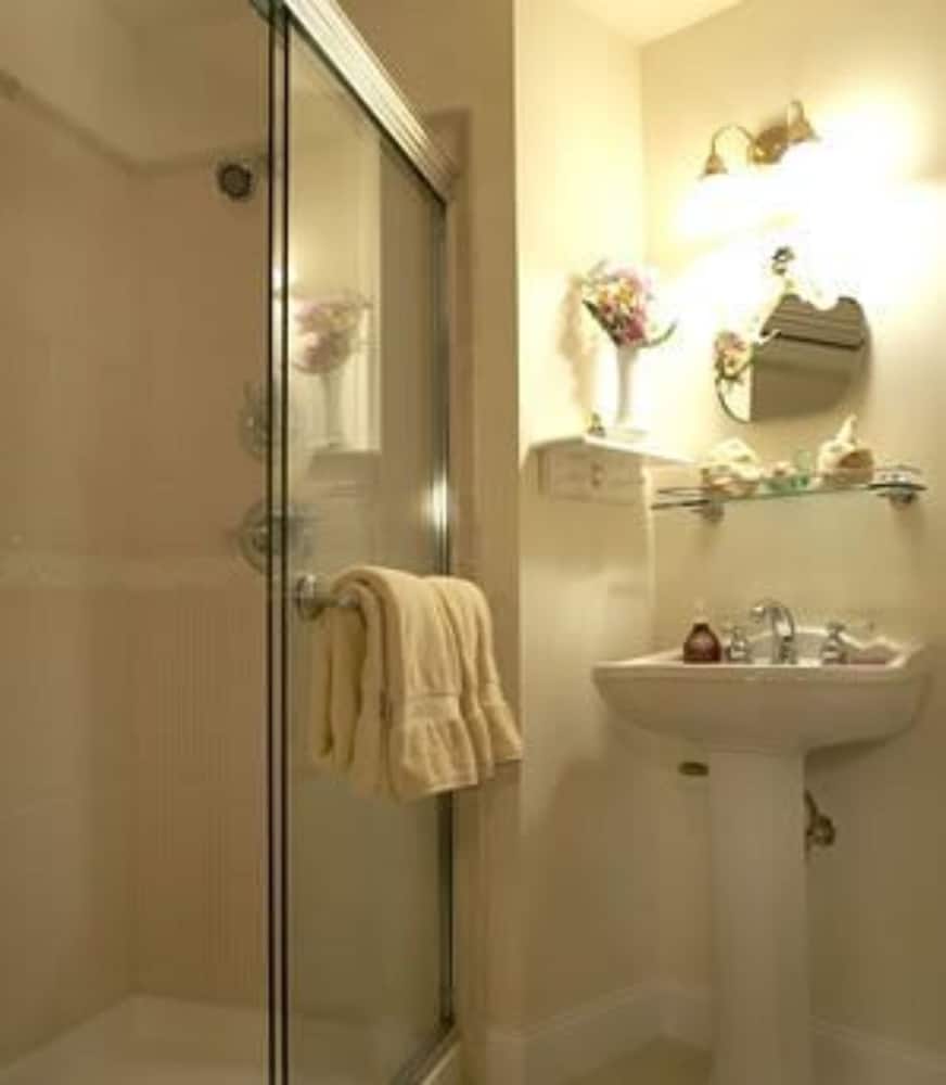 Suite (Morris Canal) photo 2