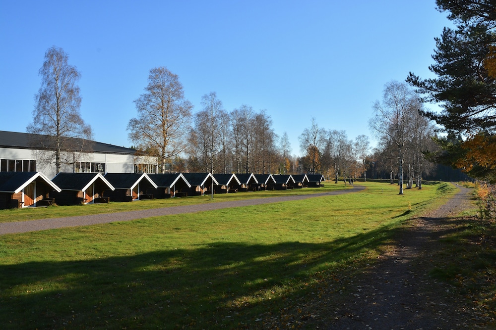 Basic Cabin photo 2