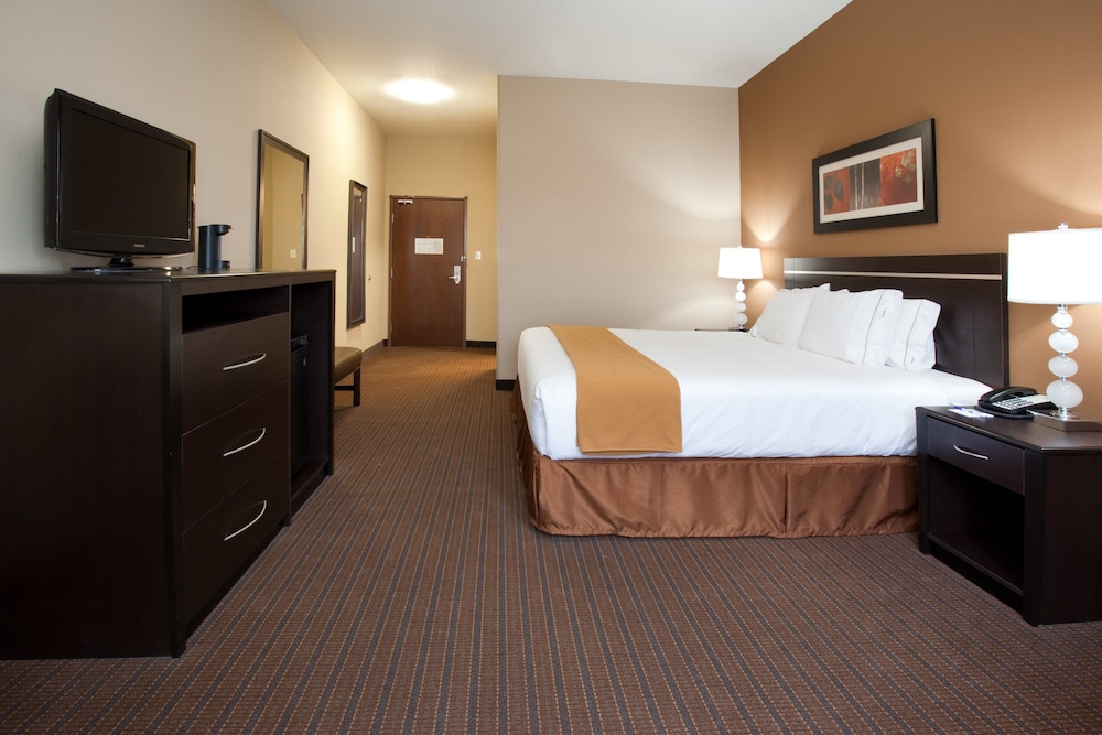 Standard Room, 1 King Bed (Pet Friendly) - Photo 1