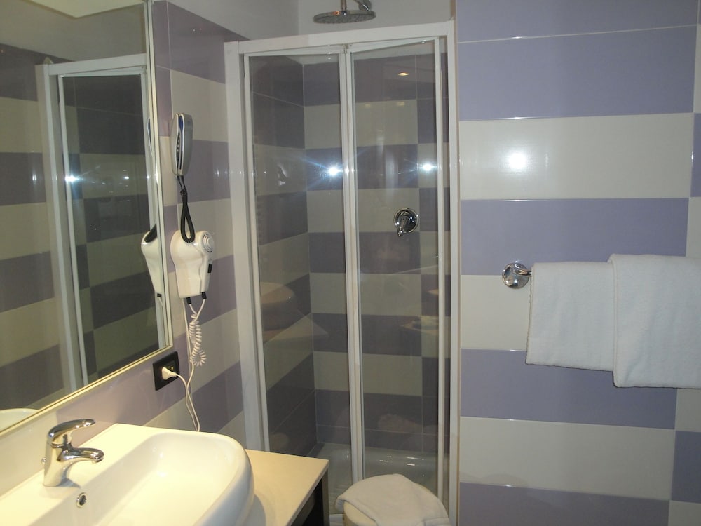 Quadruple Room photo 3