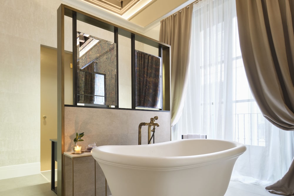 Palma Suite (Spa Access) photo 3