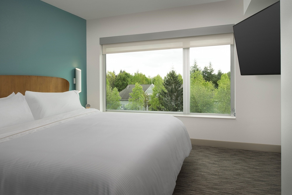 Suite, 1 Bedroom (Mobility Accessible, Transfer Shower) photo 3