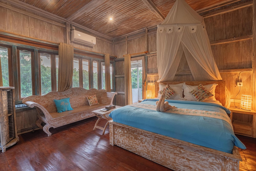 Family Bungalow photo 1