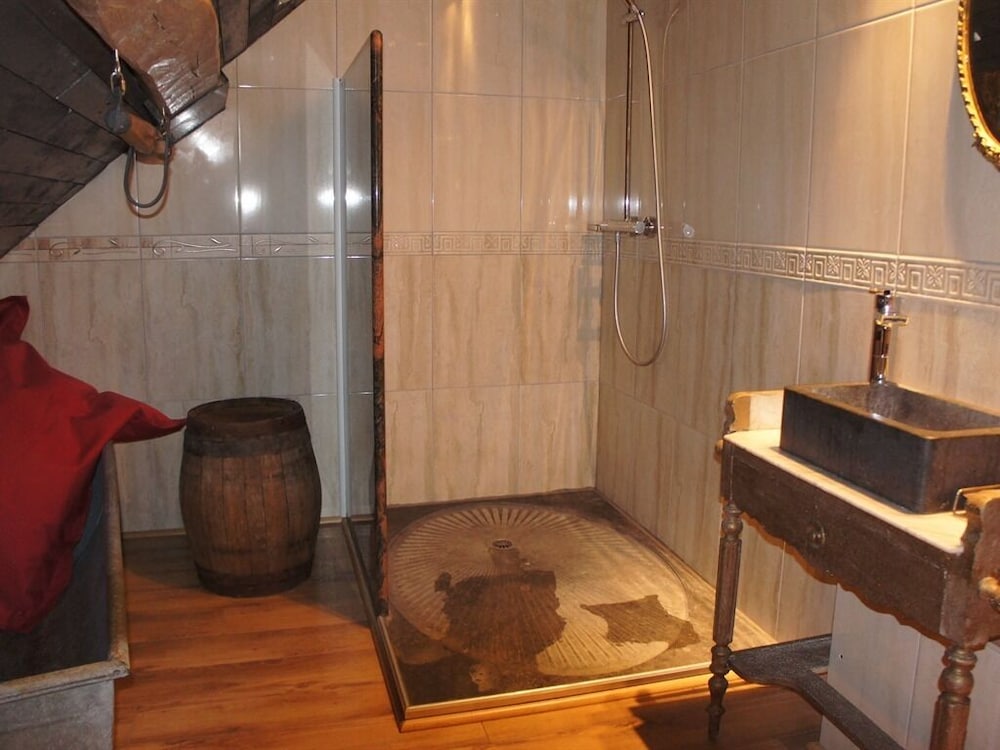 Superior Double Room, Ensuite, Park View (Meules) photo 3