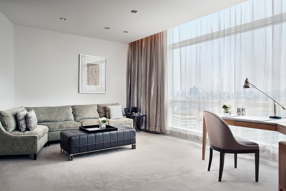Junior Suite, 1 King Bed