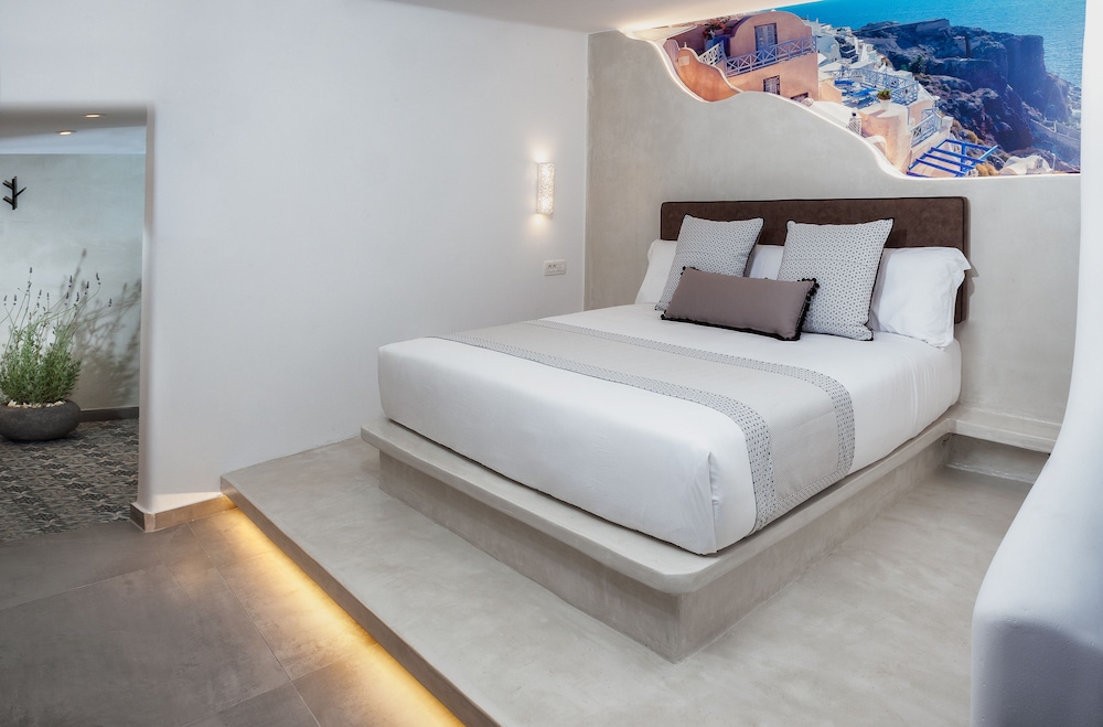 Superior Suite, Hot Tub (External) - Photo 6