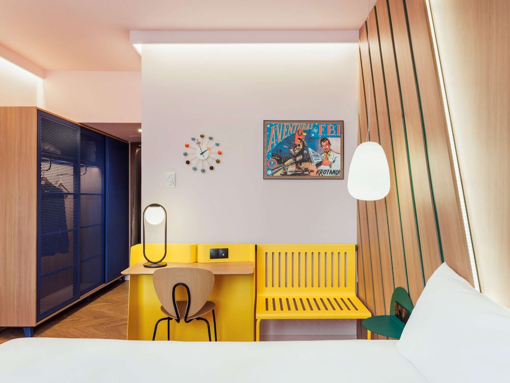Superior Room, 1 Double Bed with Sofa bed (Lounge) photo 2