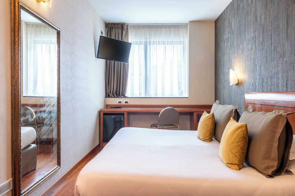 Classic Double or Twin Room - Photo 3