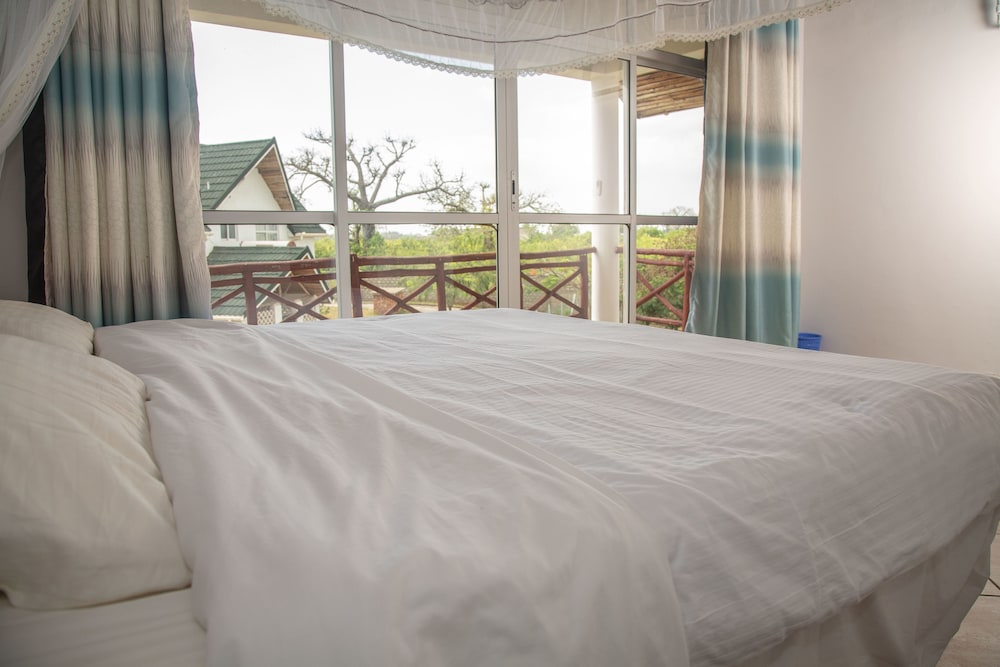 Standard House, 3 Bedrooms, Non Smoking, Garden View photo 1