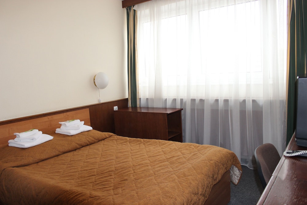 Basic Single Room