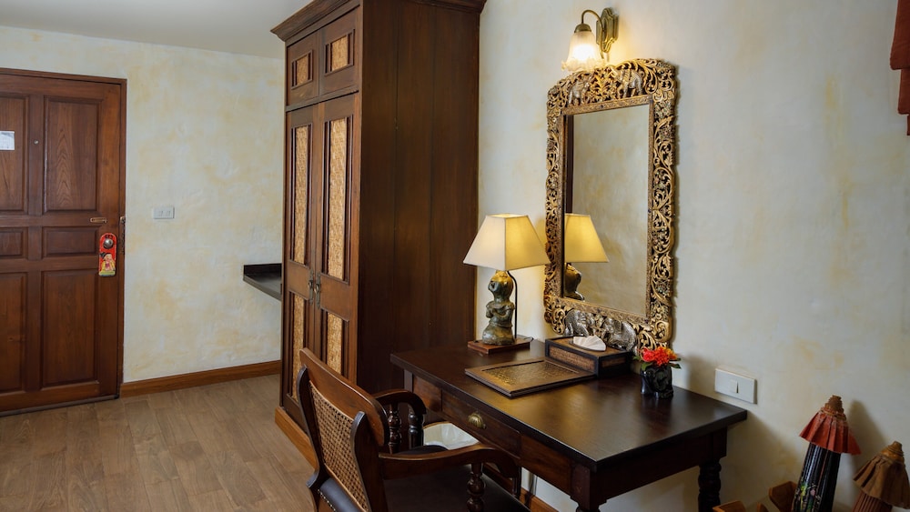 Superior Room, 1 Double or 2 Twin Beds - Photo 6