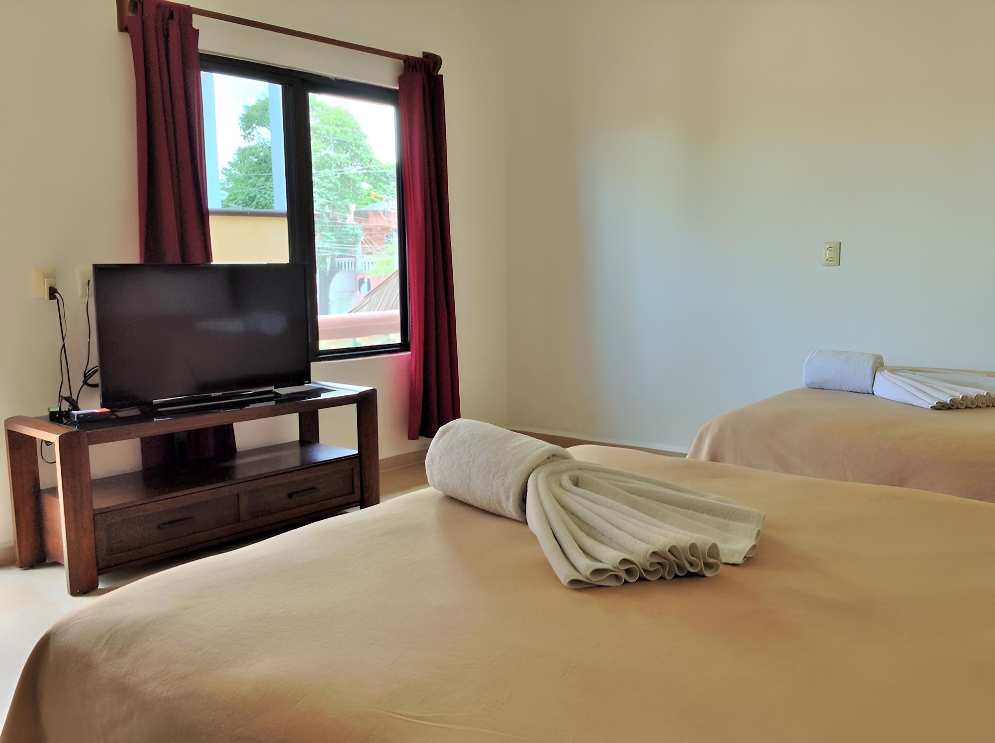 Comfort Room, 2 Queen Beds
