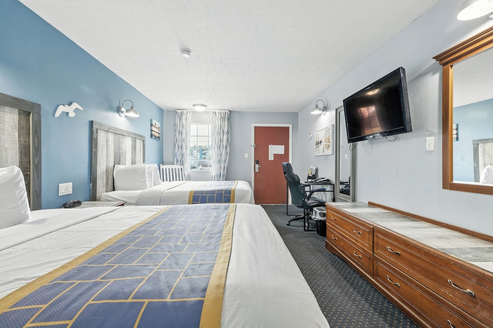 Room, 2 Queen Beds, Non Smoking - Photo 3