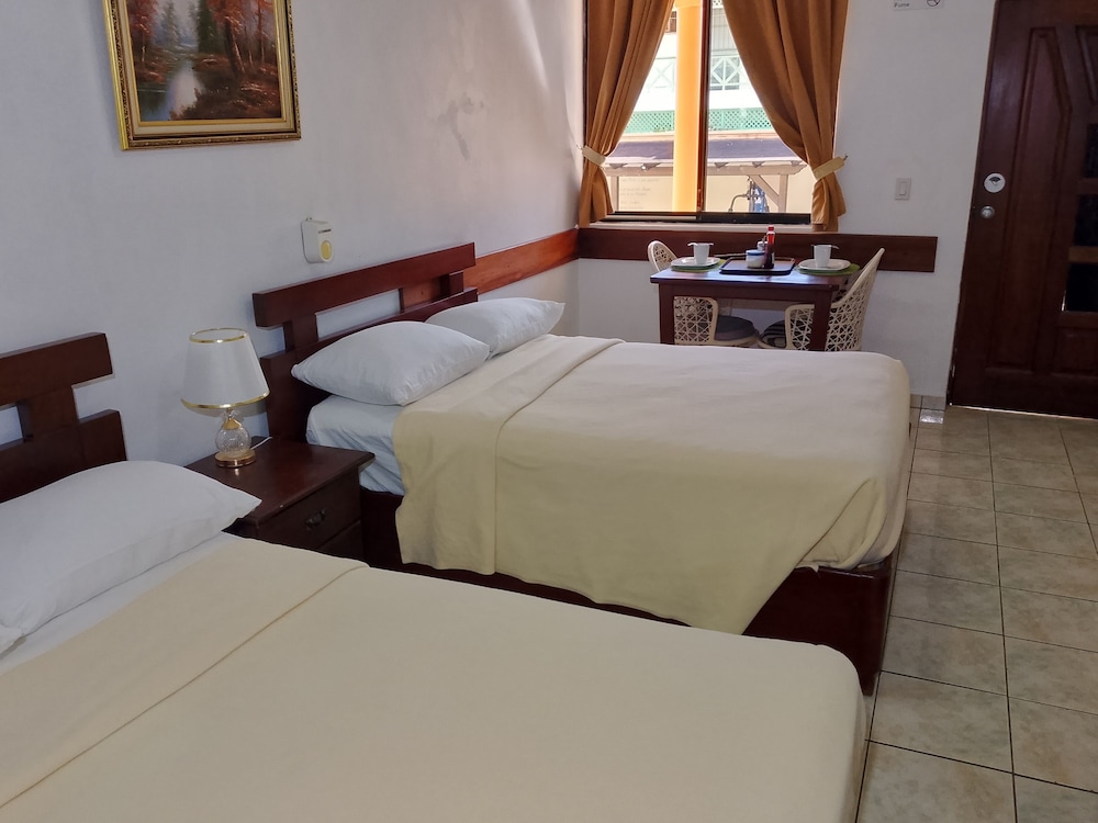 Luxury Double AC photo 2