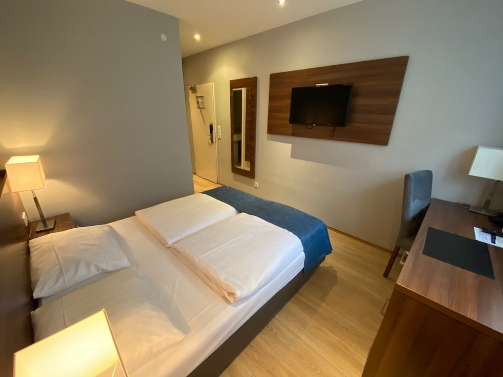 Economy Room - Photo 2