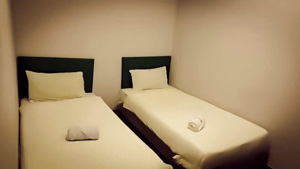 Standard Twin Room photo 3