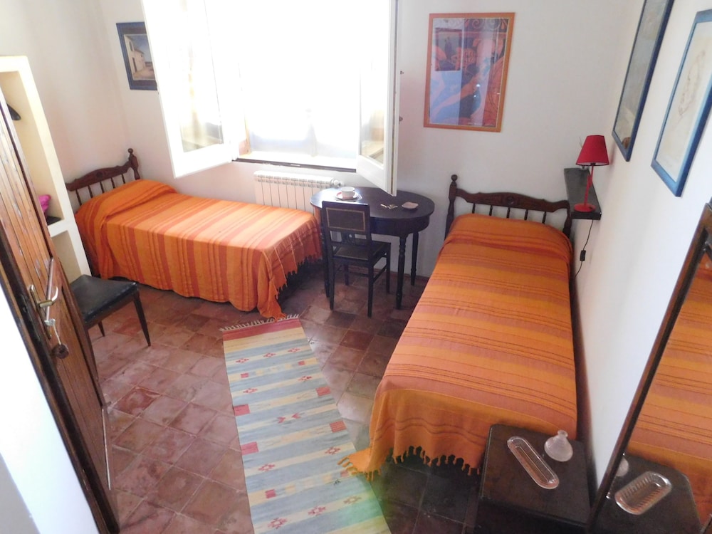 Double Or Twin Room photo 2