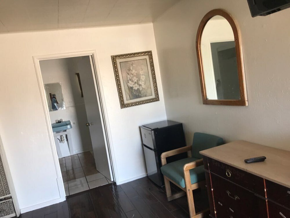 Economy Single Room photo 3