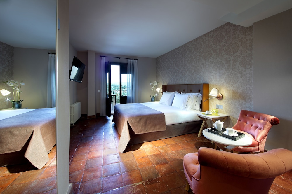Double Room - Photo 2