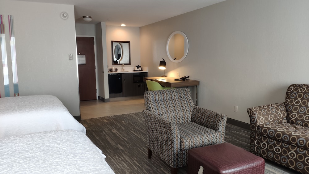 Suite, Multiple Beds, Accessible, Non Smoking - Photo 4