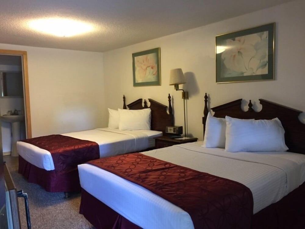 Standard Room, 2 Double Beds photo 1