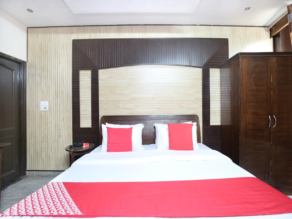 Double Room, 1 King Bed photo 3