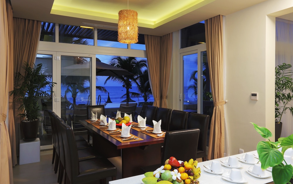 Villa Ocean Front 03 bedrooms photo 3