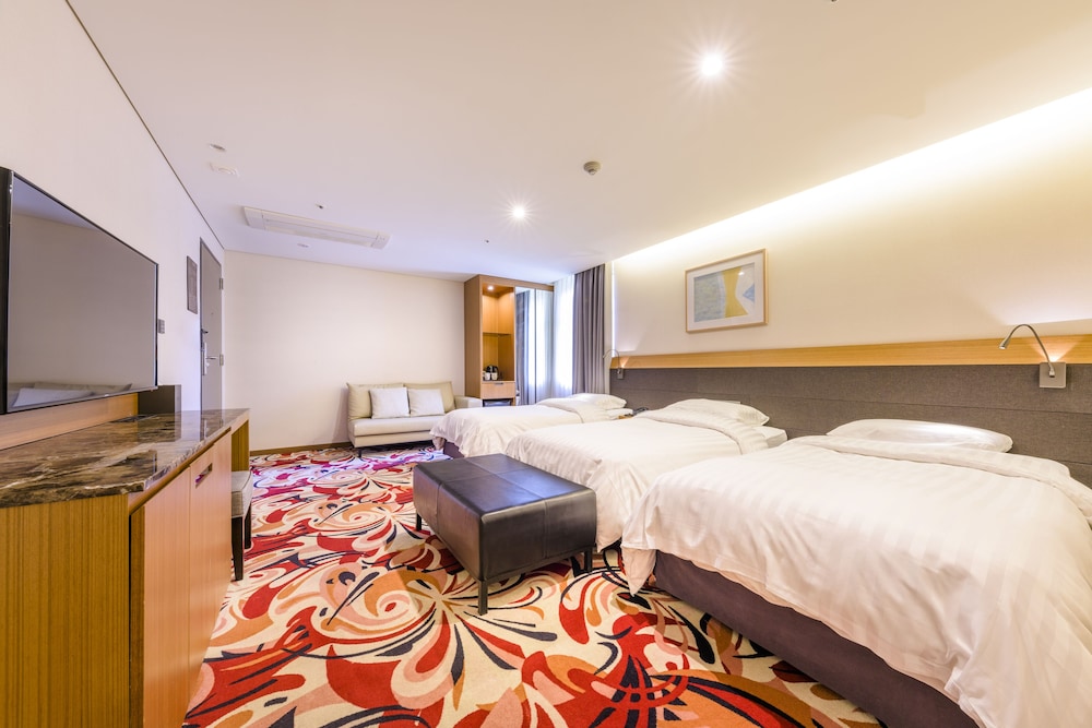 Family Triple Room photo 2