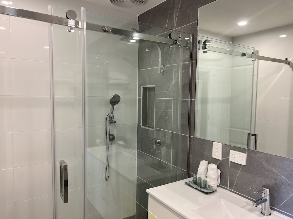 Twin Room (Corporate) - Photo 4