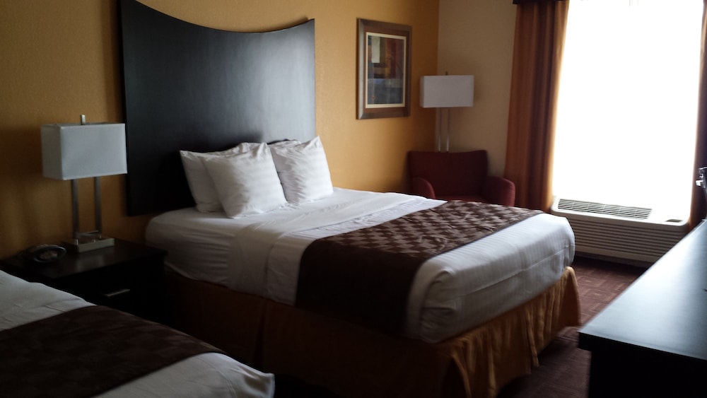 Standard Room, 2 Queen Beds, Accessible, Bathtub photo 1