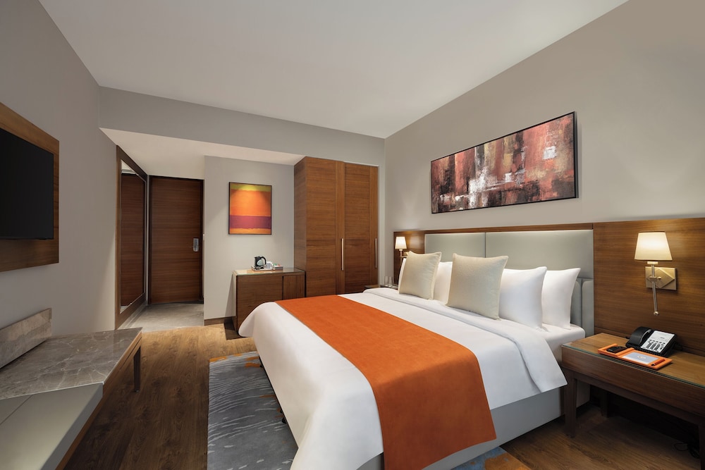 Deluxe Room, 1 King Bed (Deluxe King)