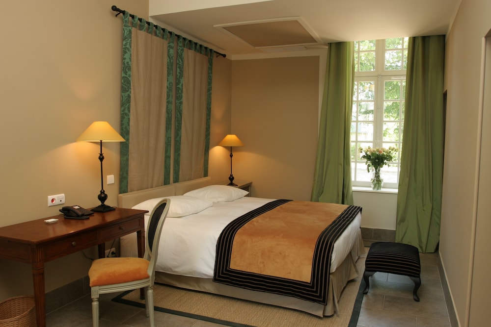 Classic Room, 1 Double Bed, Courtyard View photo 2