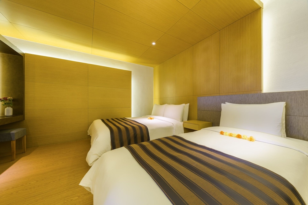 Superior Twin Room, Ocean View photo 2