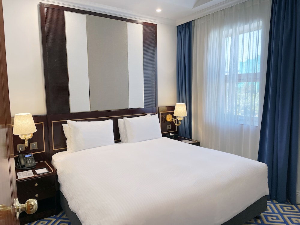 Ocean View Suite with Jacuzzi - Photo 3
