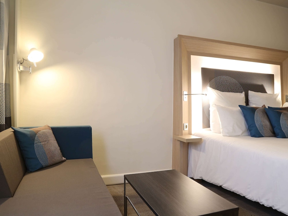 Standard Room, Multiple Beds photo 2