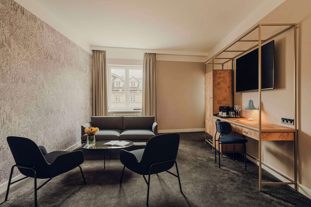 Standard Apartment, 1 King Bed, Non Smoking