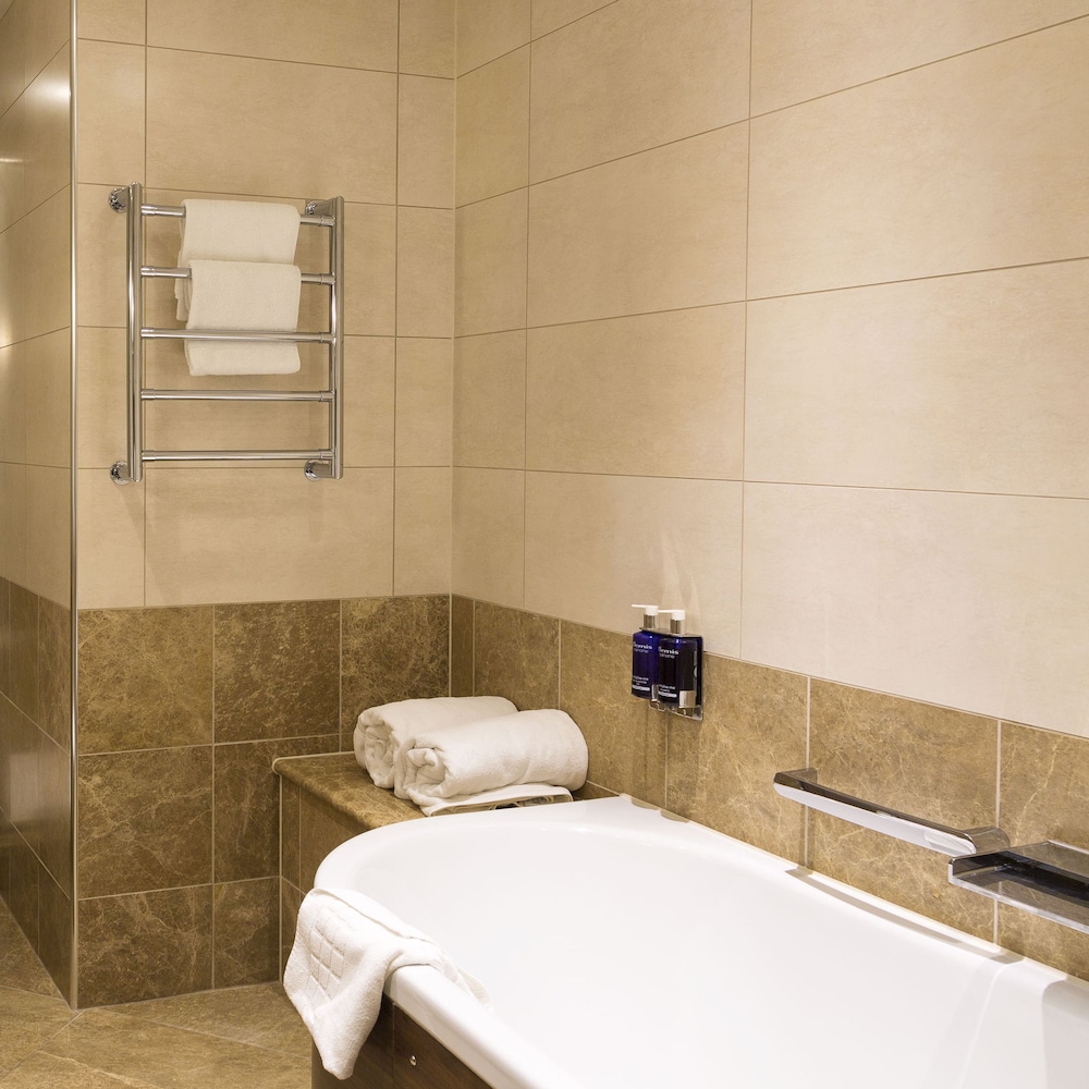Superior Double or Twin Room, Sea View, Garden Area - Photo 8